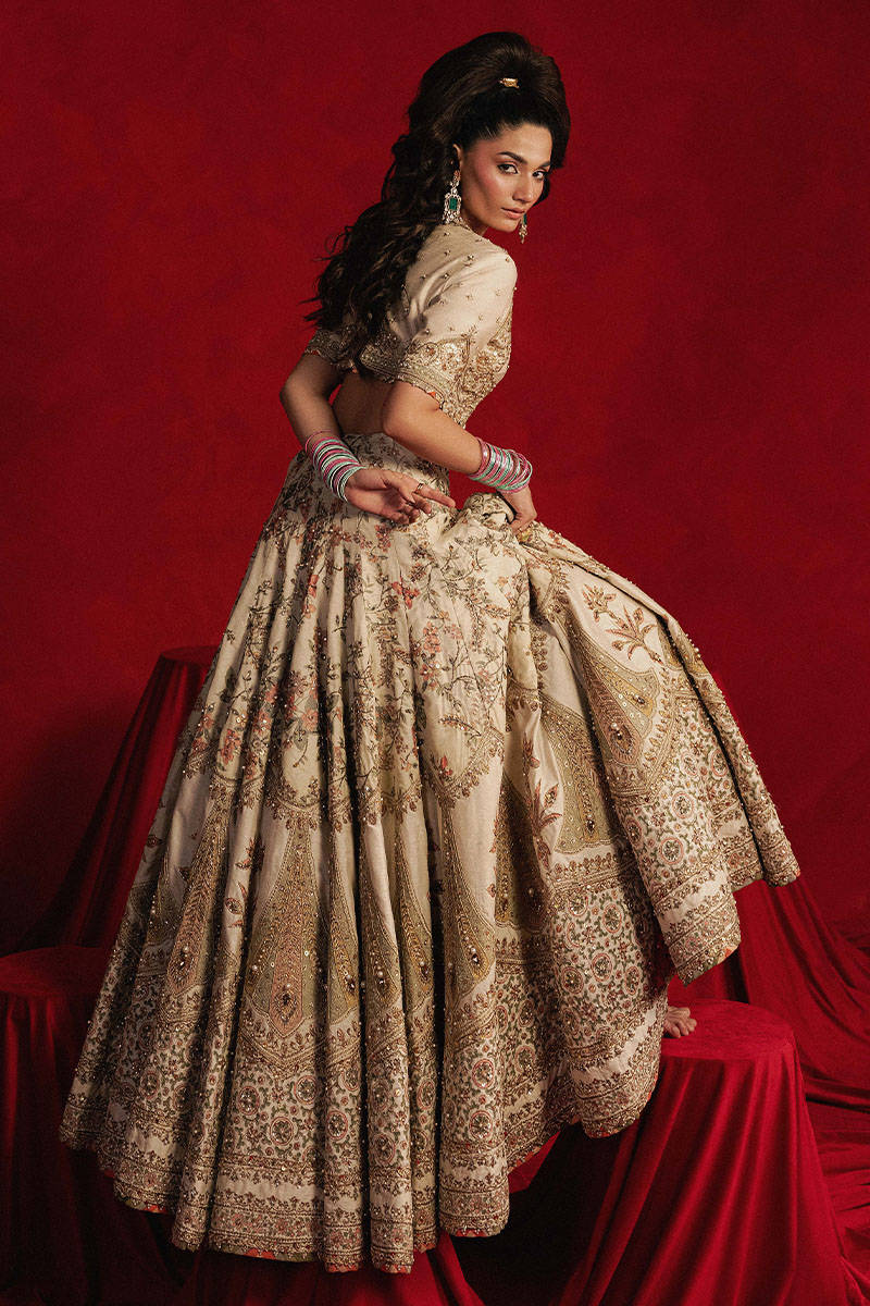 ARJUMAND | MEHNDI COLLECTION '25 | Mohsin Naveed Ranjha