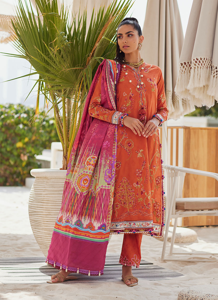 Farah Talib Aziz W E S - Luxury 2025 - Rita Rust