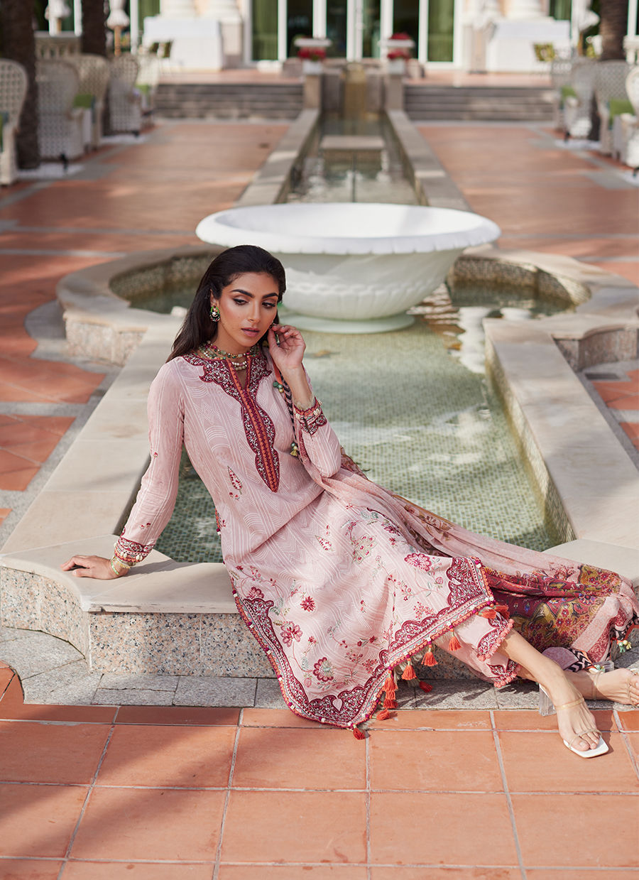 Farah Talib Aziz W E S - Luxury 2025 - Pricsilla Tea Pink