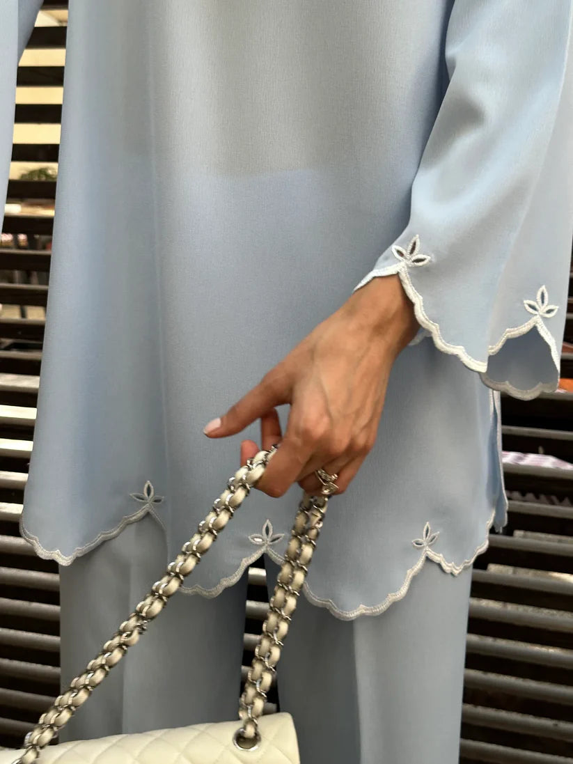 POWDER BLUE DAHLIA SET | Sak Atelier