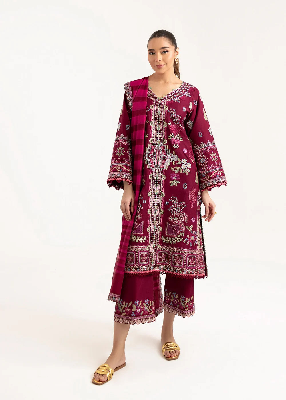 Sadaf Fawad Khan Siraa Lawn'25 - WISTERIA - B