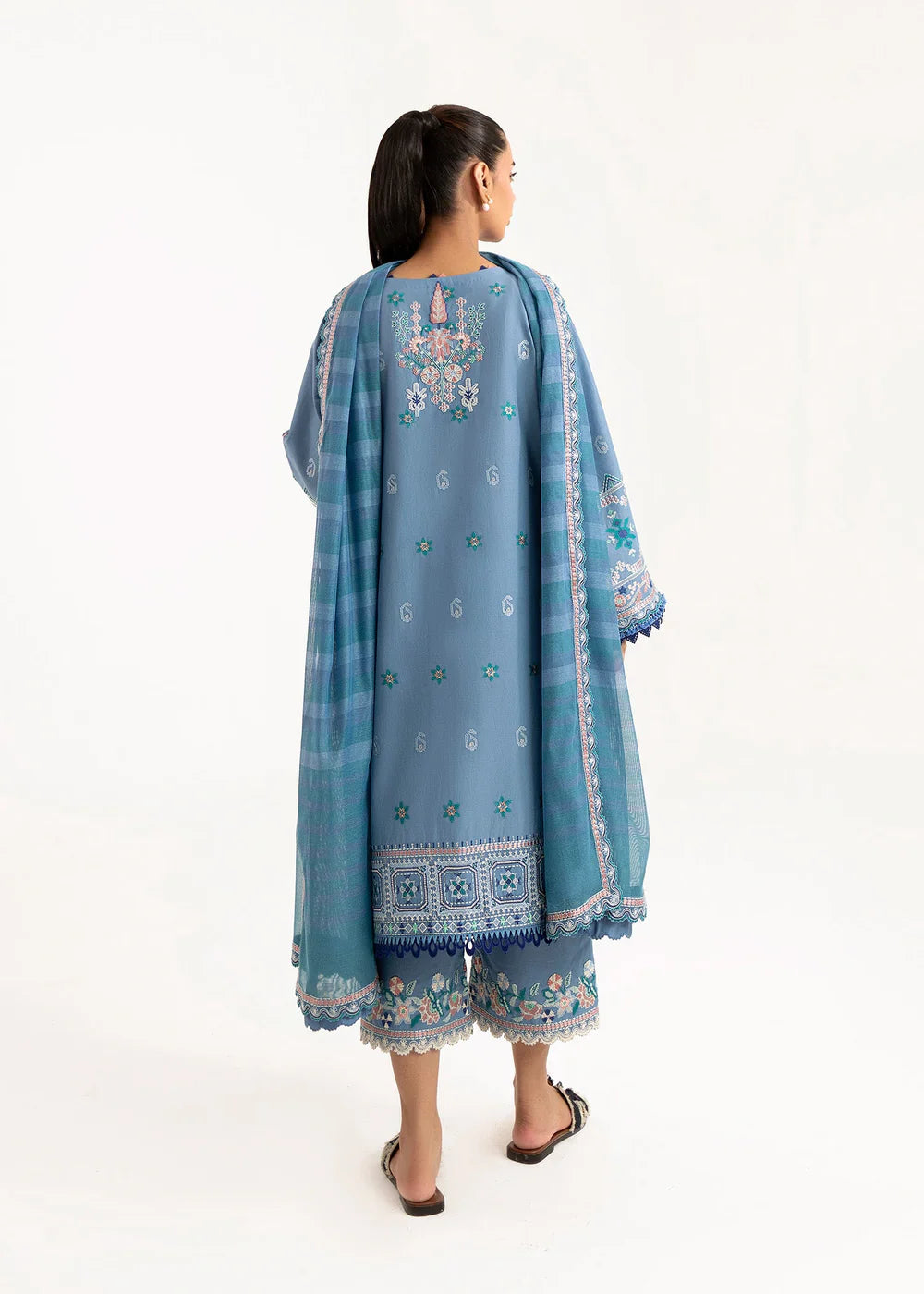 Sadaf Fawad Khan Siraa Lawn'25 - WISTERIA - A