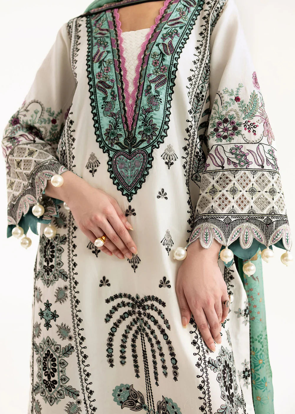 Sadaf Fawad Khan Siraa Lawn'25 - PALM ISLAND - B