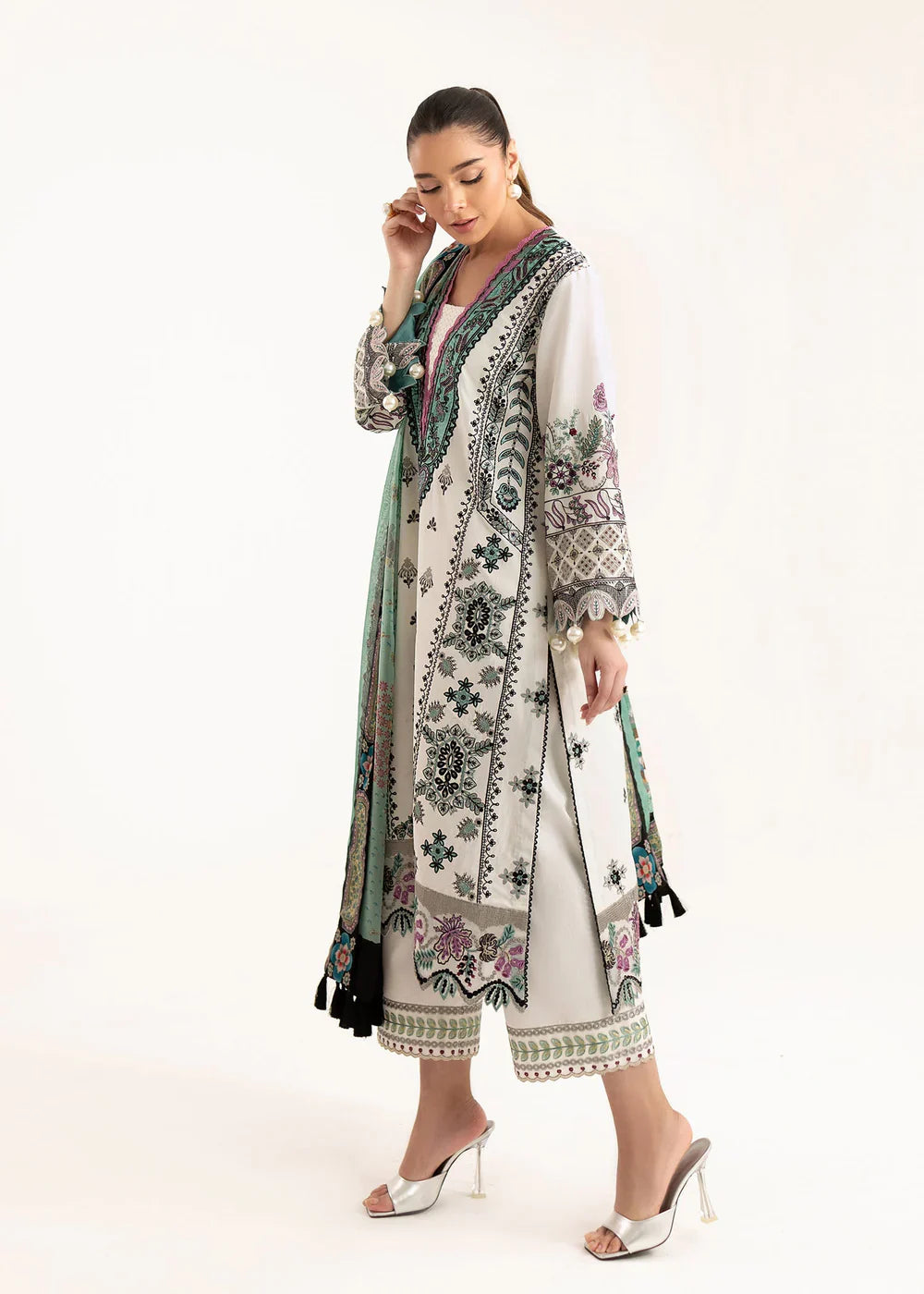 Sadaf Fawad Khan Siraa Lawn'25 - PALM ISLAND - B