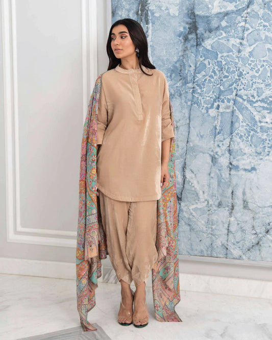 Nia Mia Pashmina/Velvets'24 - Velvet Sable