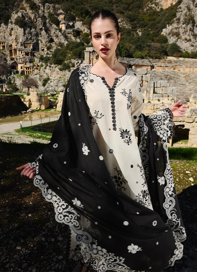 Lawnkari by Image 2025 | LKSS25-D05