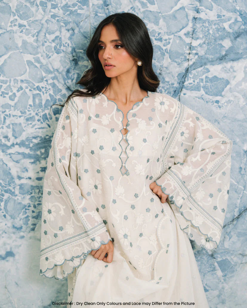 Nia Mia Eid '25 - Crei Blue