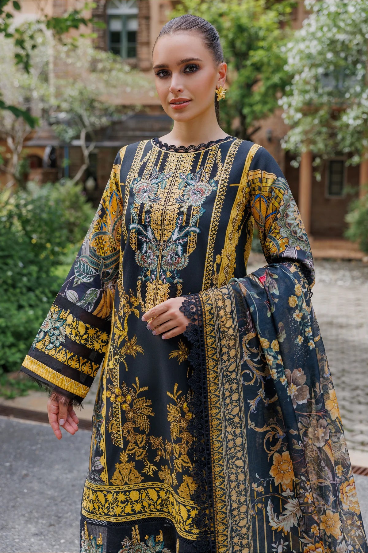 BLISS LINEN 2024 BLACK/GOLDEN SET