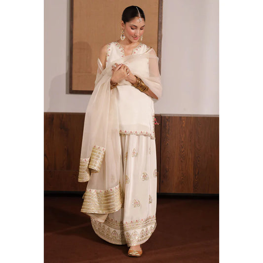 WHITE OUTFIT | DYOT | Eid Festive' 25