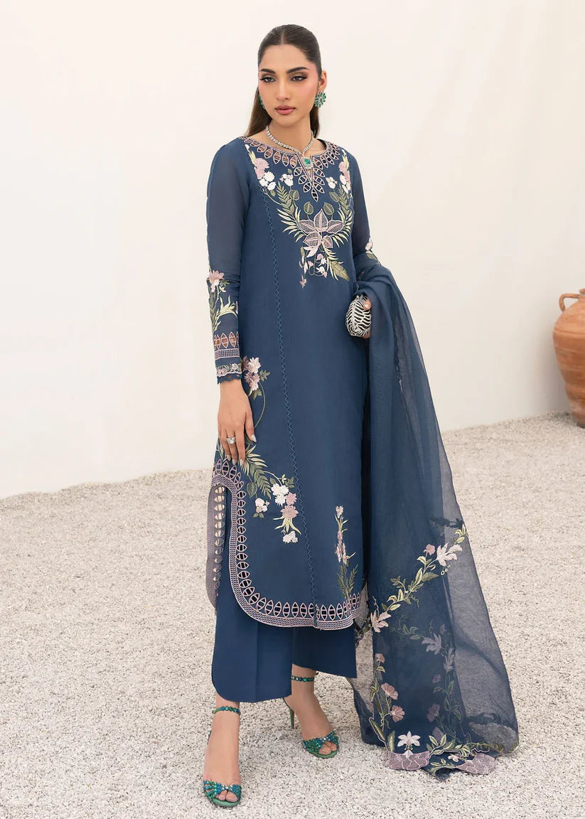 Midnight | Saira Shakira Rosea Casual Pret'25