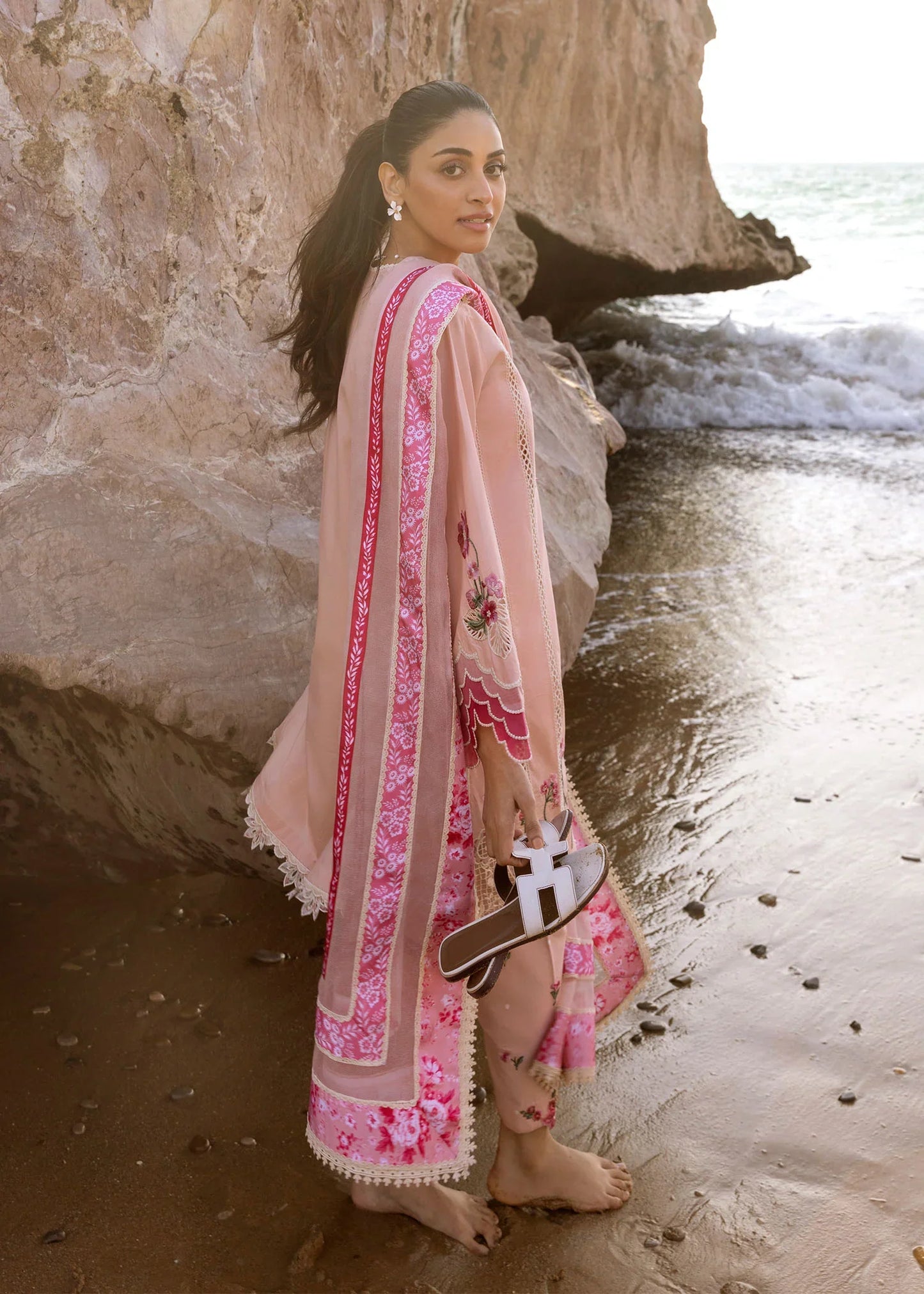 Crimson Flow by Crimson'25-Floral Crush - D6 B