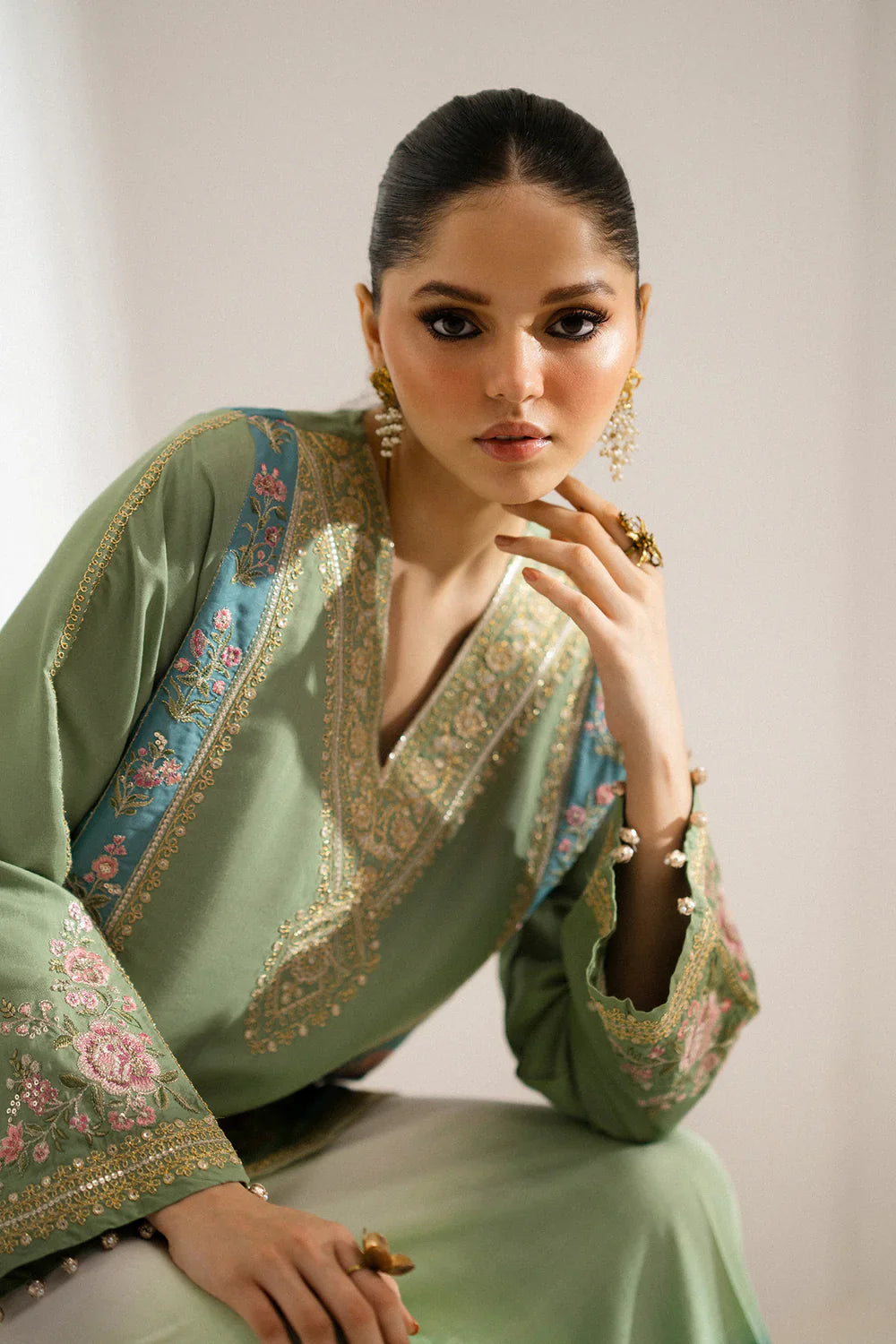 Ethnc Boutique '25 - EMBROIDERED SUIT - E0771/104/708