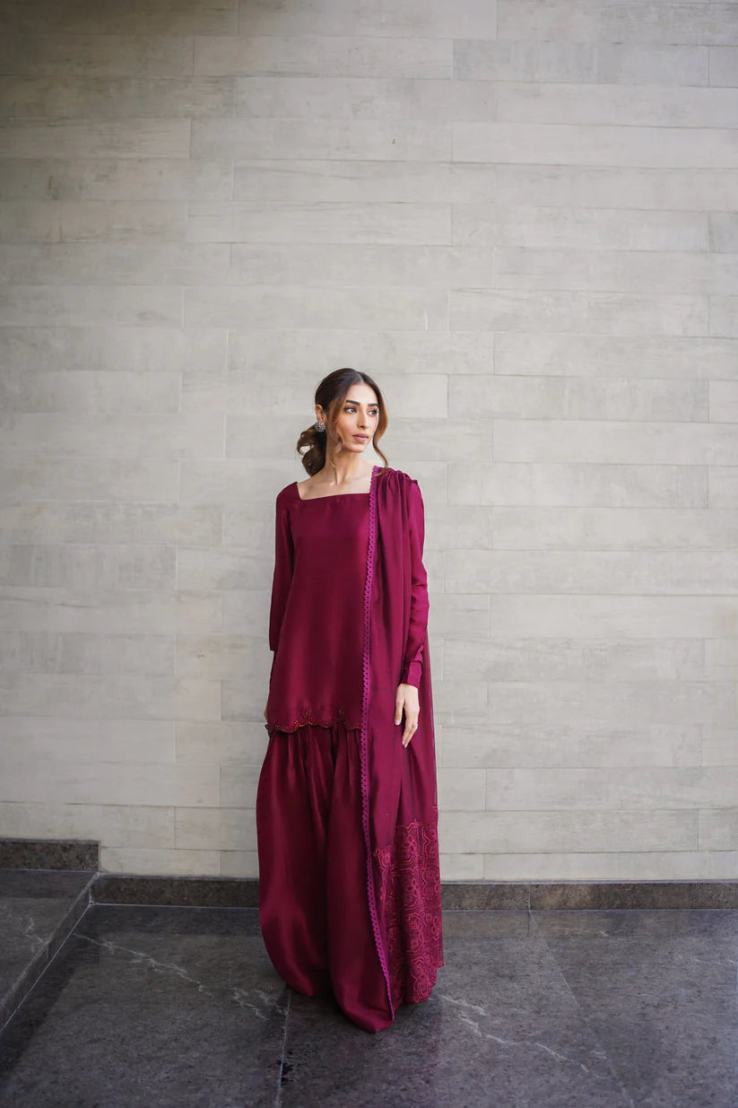 Burgundy Love | Saher & Benish