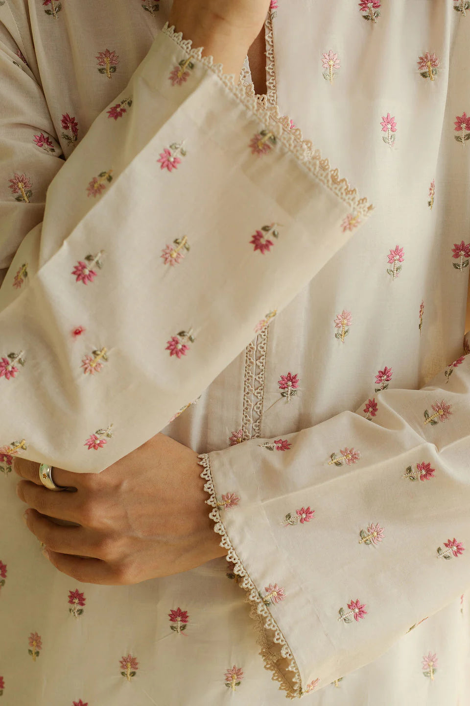 Coco By Zara Shahjahan Love Coco SS '25 - CR25C0546