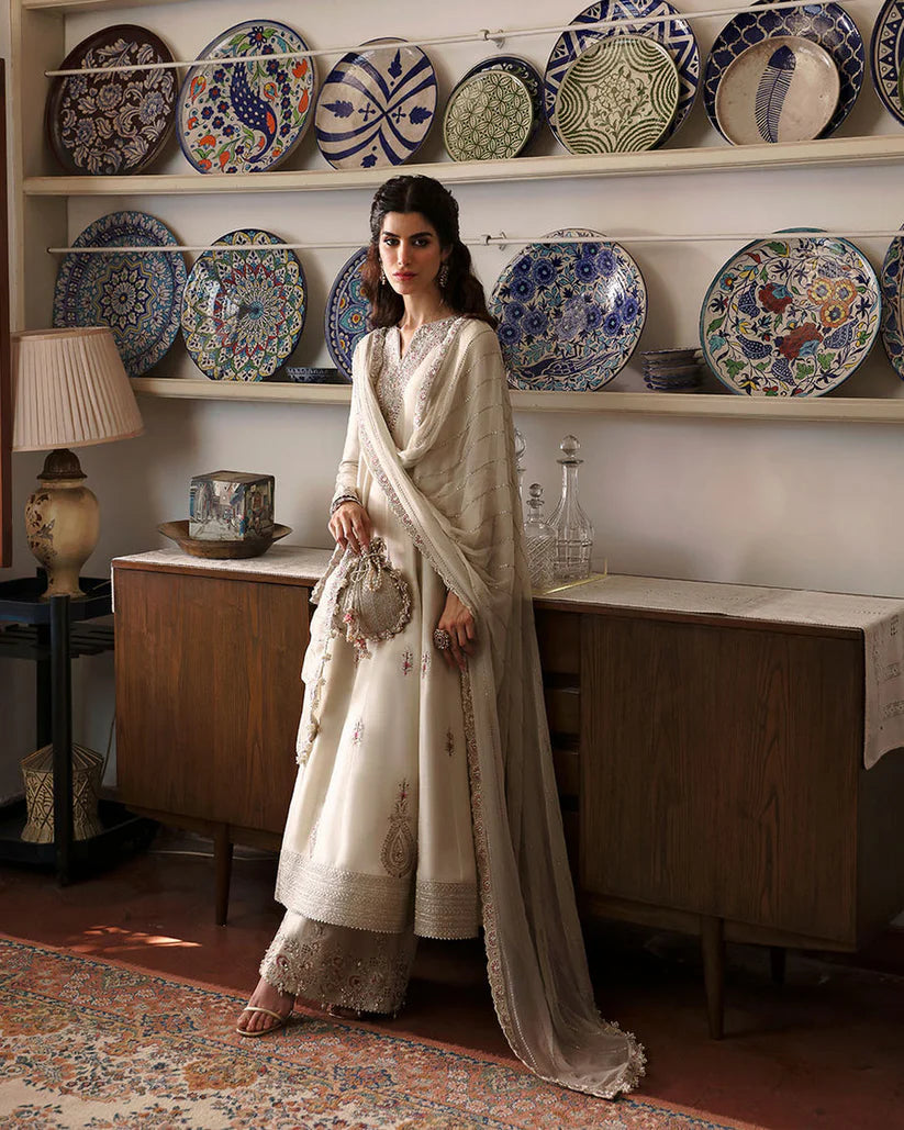 Sabina | Faiza Saqlain