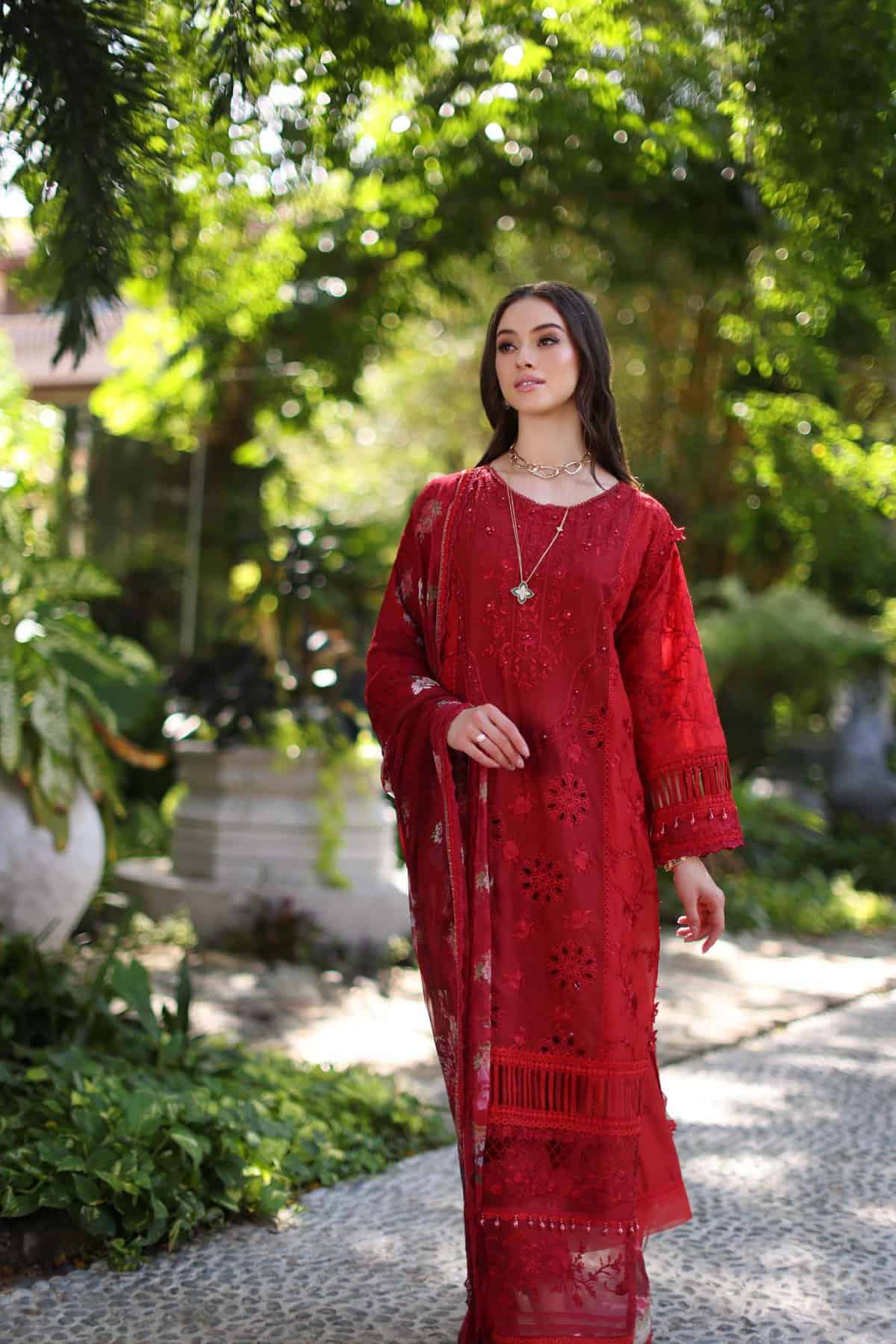 Noor Luxury Chikankari Lawn’24 | Saadi Aasad | D2-B