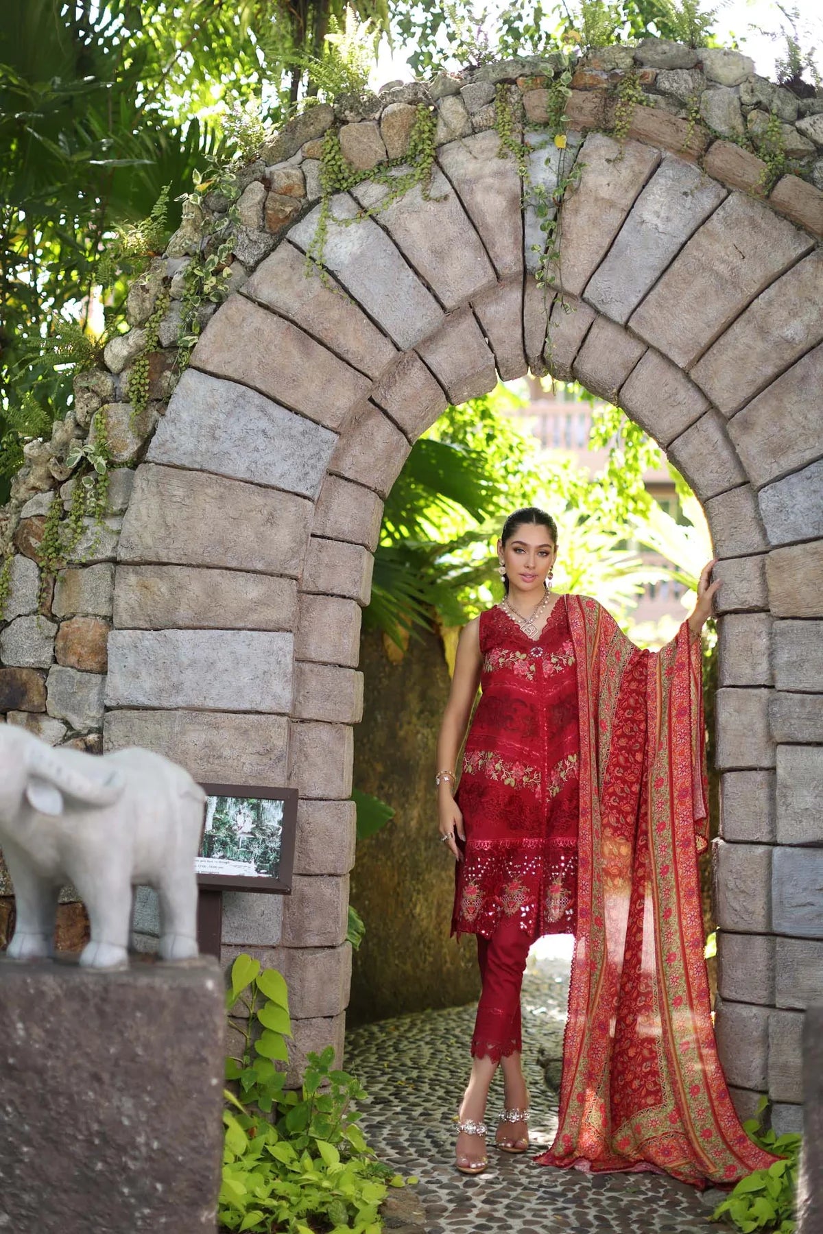 Noor Luxury Chikankari Lawn’24 | Saadi Aasad | D12-A