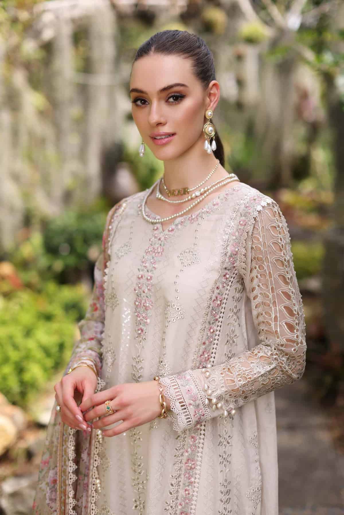 Noor Luxury Chikankari Lawn’24 | Saadi Aasad | D3-B