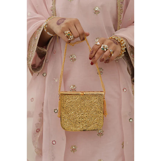 SQUARE FLIP (CLUTCH) | DYOT | ACCESSORIES