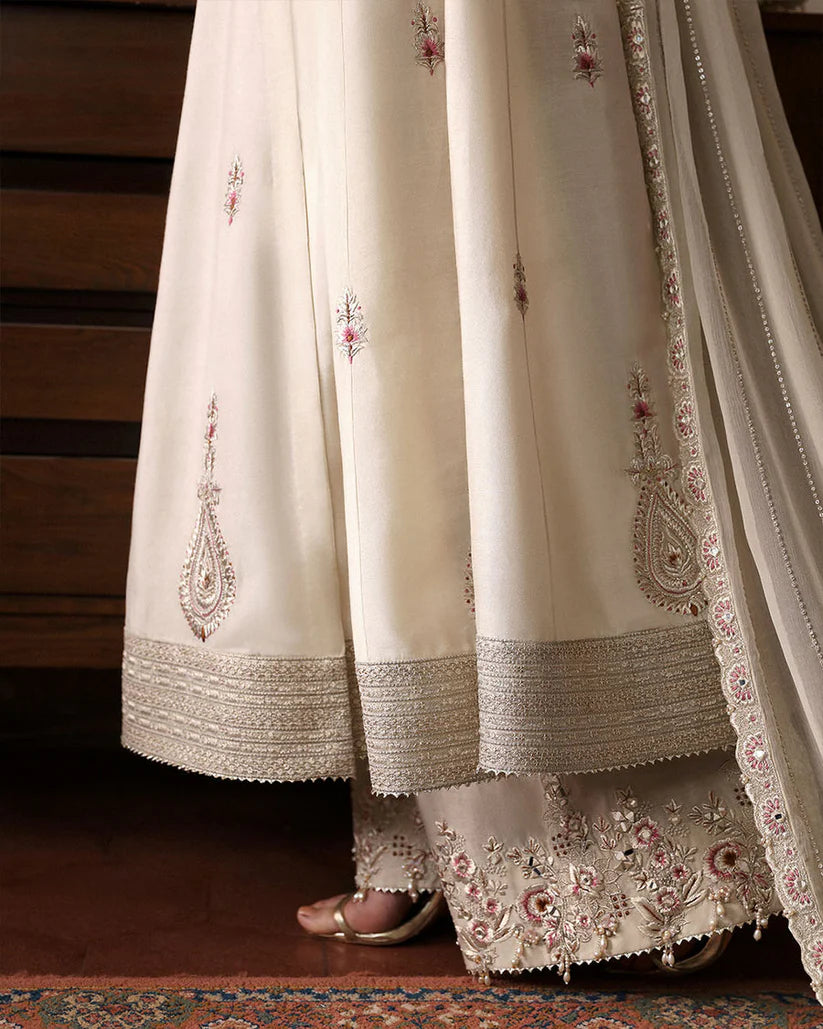 Sabina | Faiza Saqlain