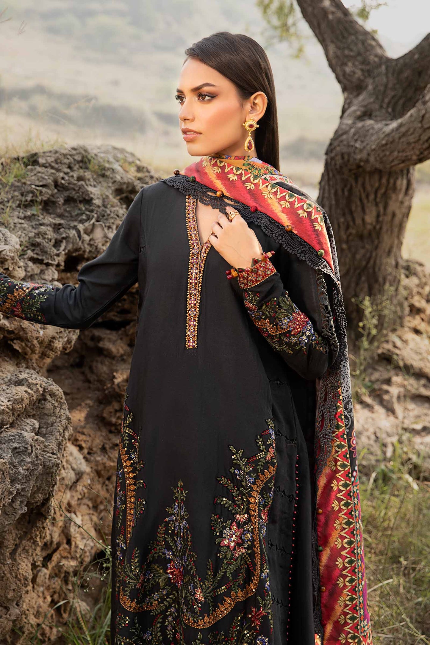Maria.B Mprints'24 - 3 Piece Unstitched Printed Linen Suit | MPT-2402-B