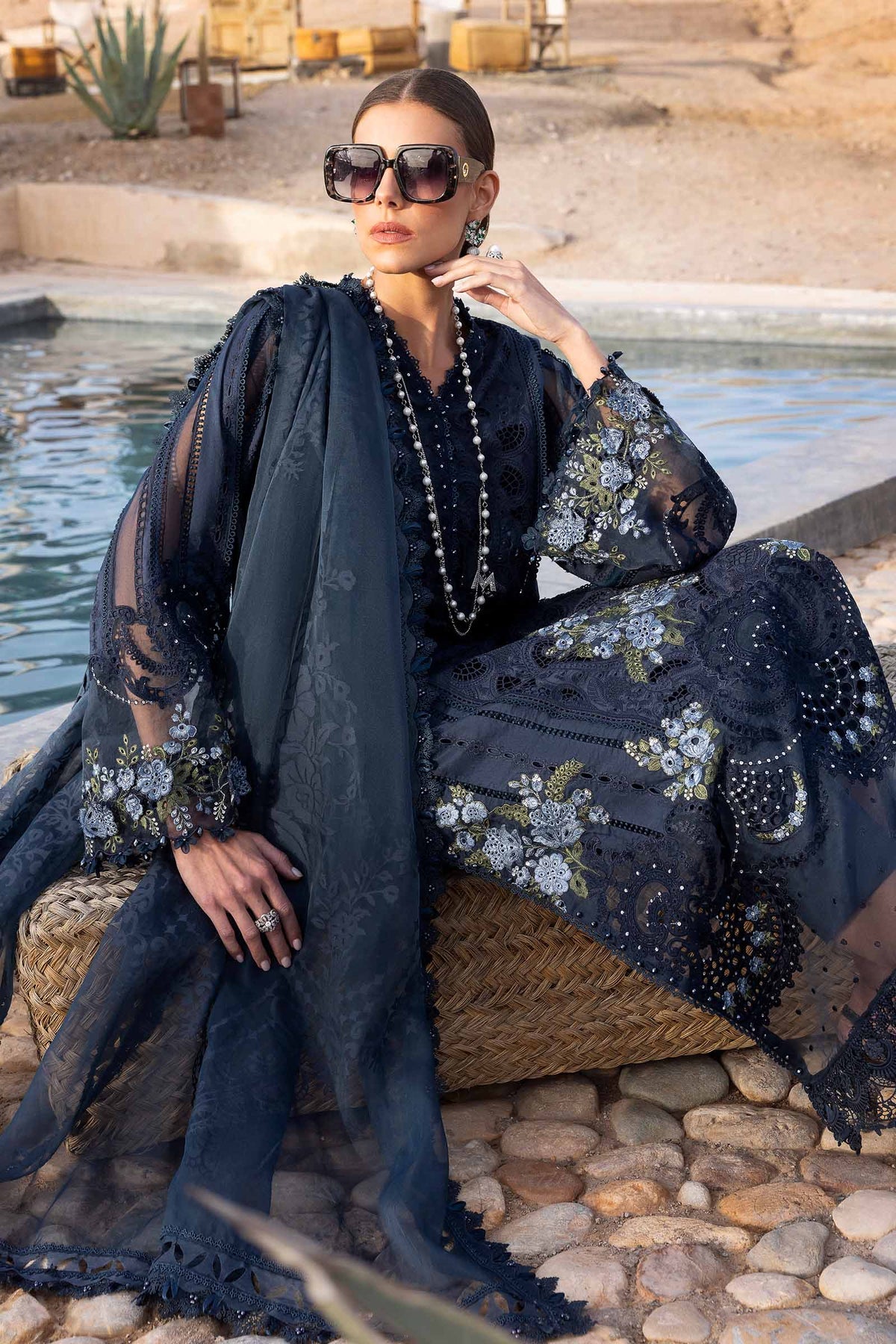 MARIA B Luxury Lawn 2025 | D-2504-B