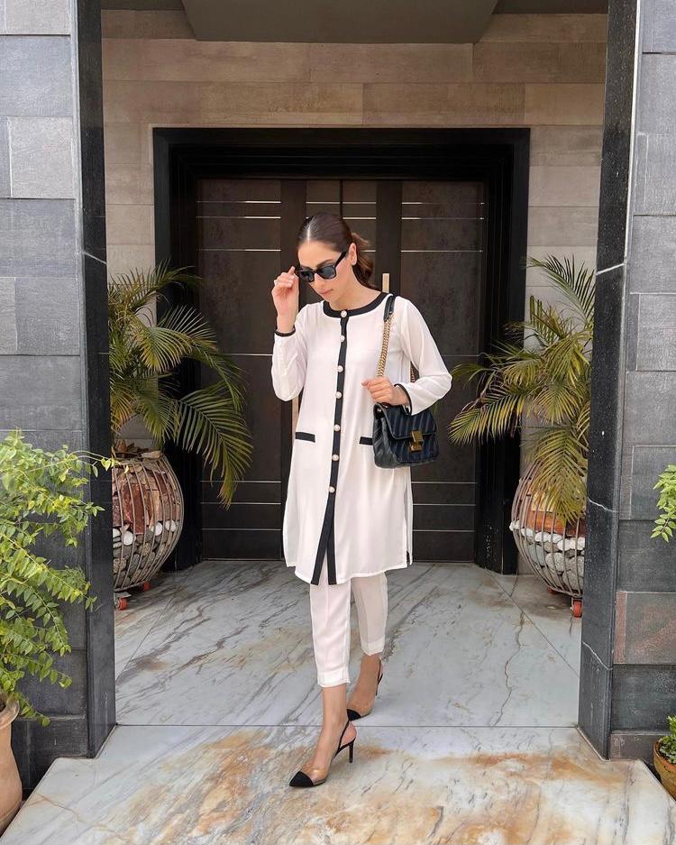 Sak Atelier Co-Ord Sets -White Boucle Set