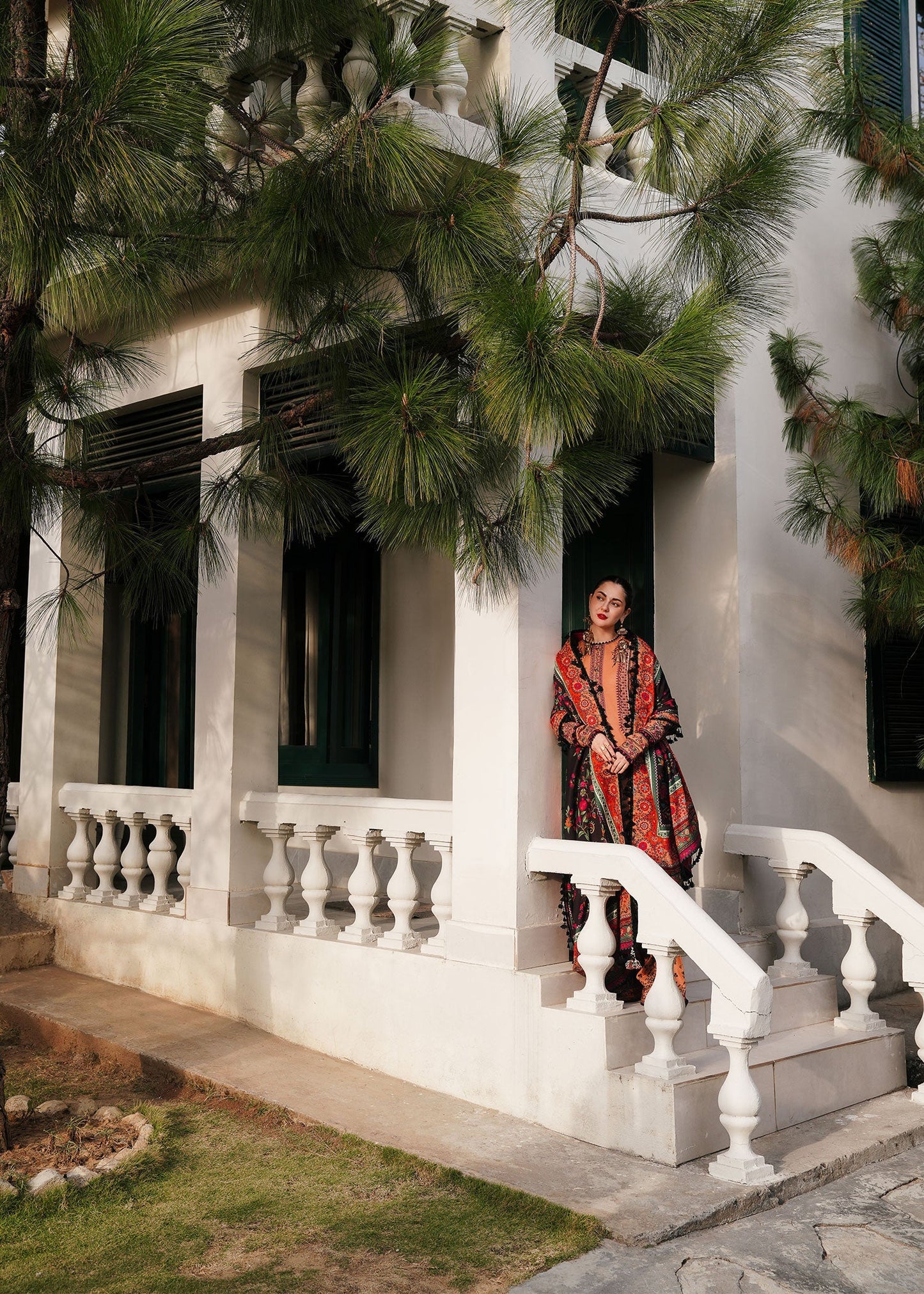Hussain Rehar Winter Shawl'24 - Sahira