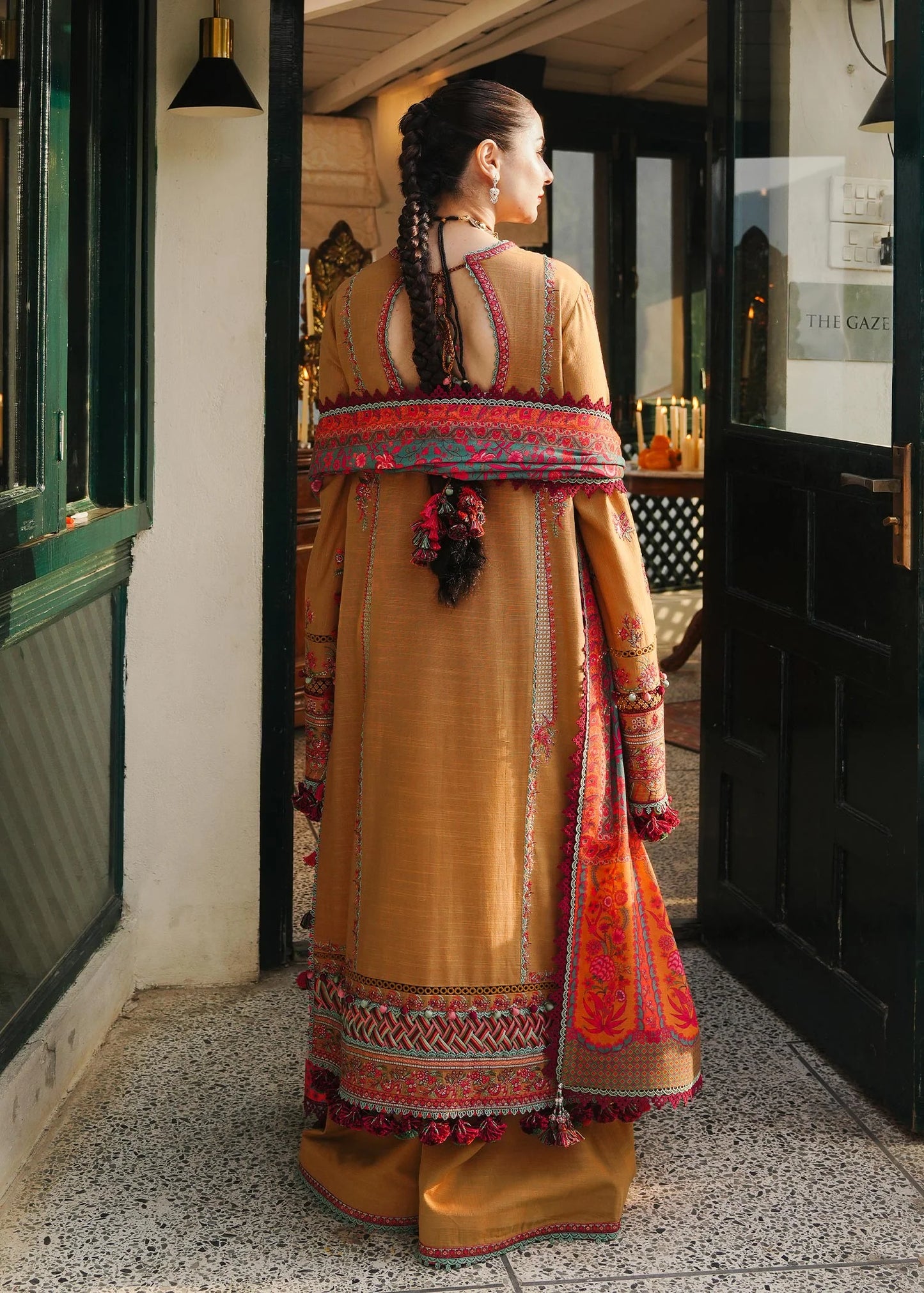 Hussain Rehar Winter Shawl'24 - Horain