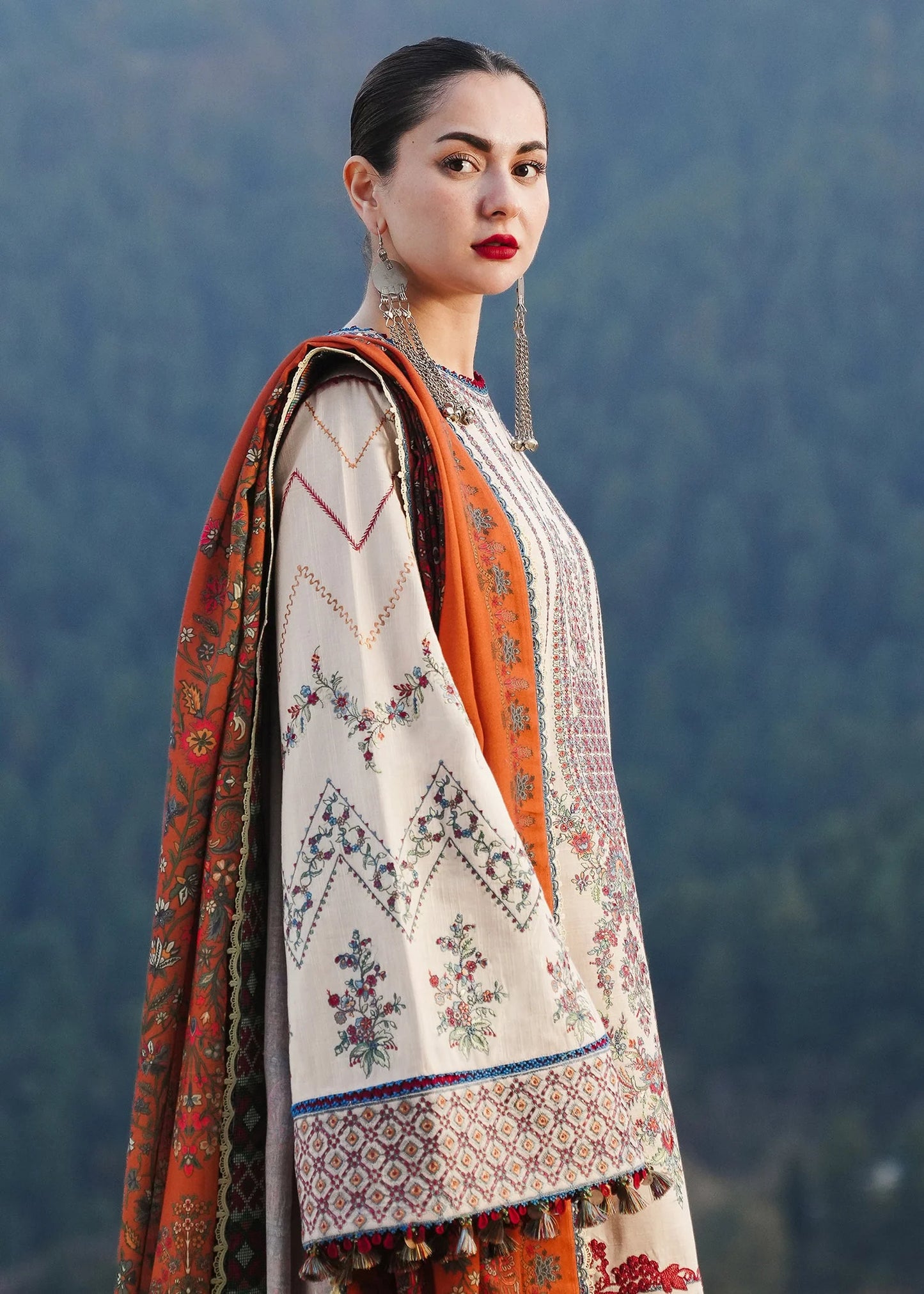 Hussain Rehar Winter Shawl'24 - Almas