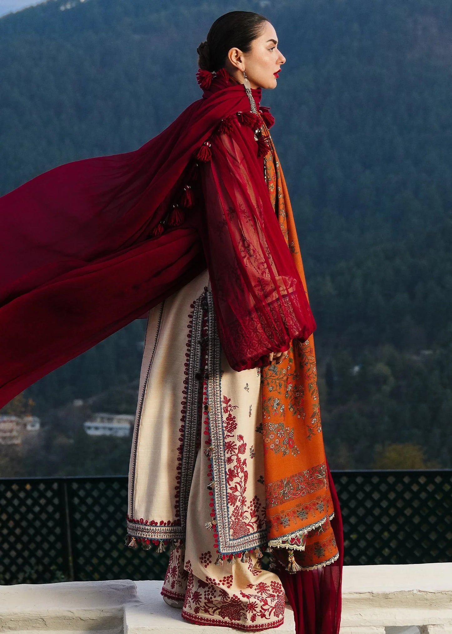 Hussain Rehar Winter Shawl'24 - Almas