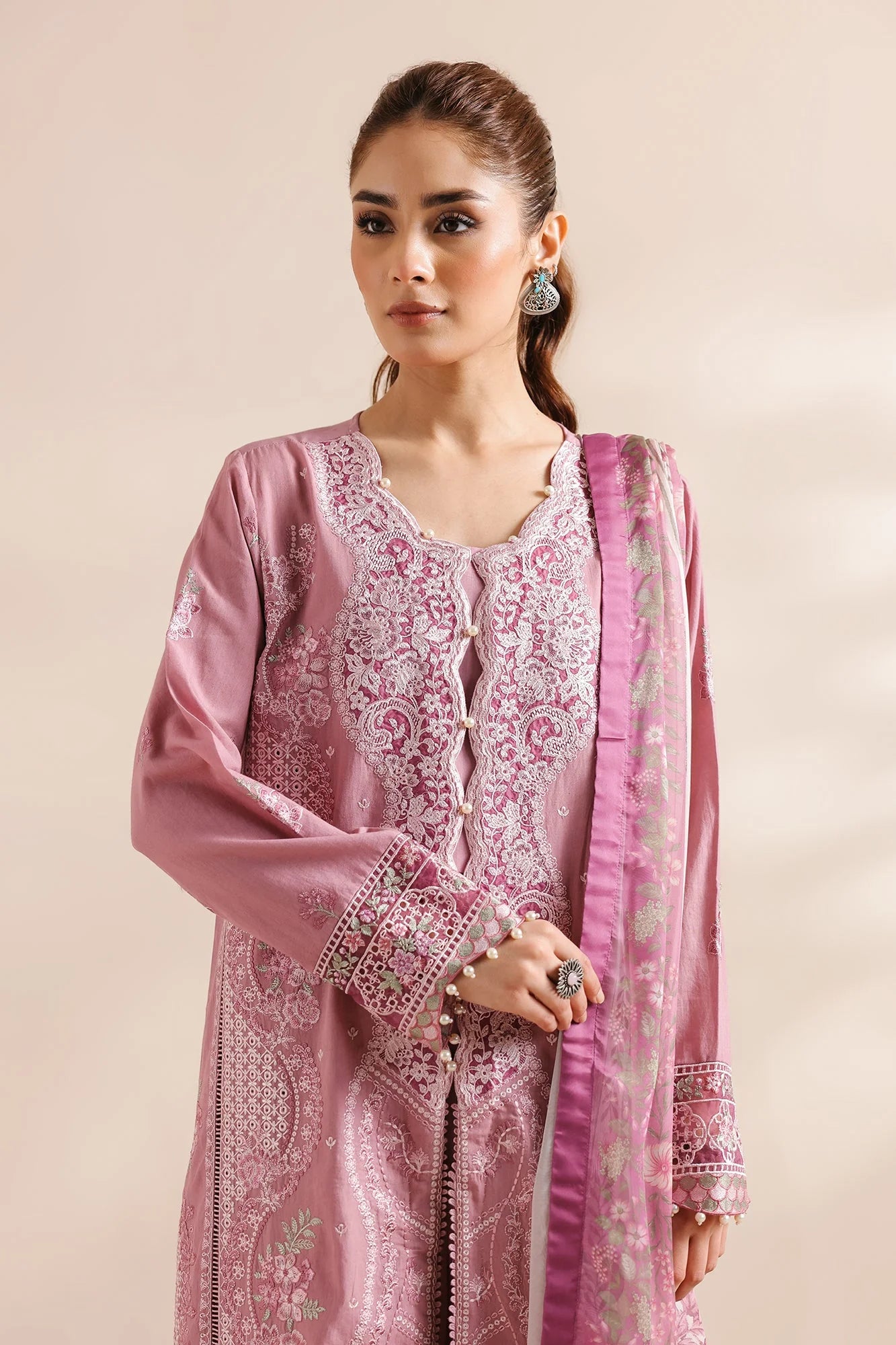 EMBROIDERED SUIT (E0946/203/513)