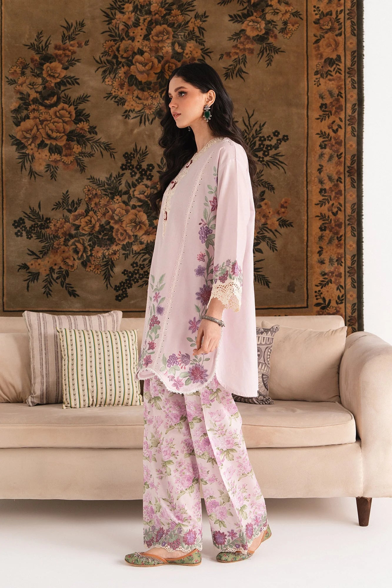 Ethnc Campaign Floral Charm HS'25 Drop-06 - E3332/103/514