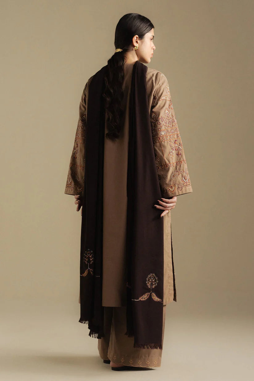 BLOOM-6B | Coco Winter Unstitched’25 | Zara Shahjahan