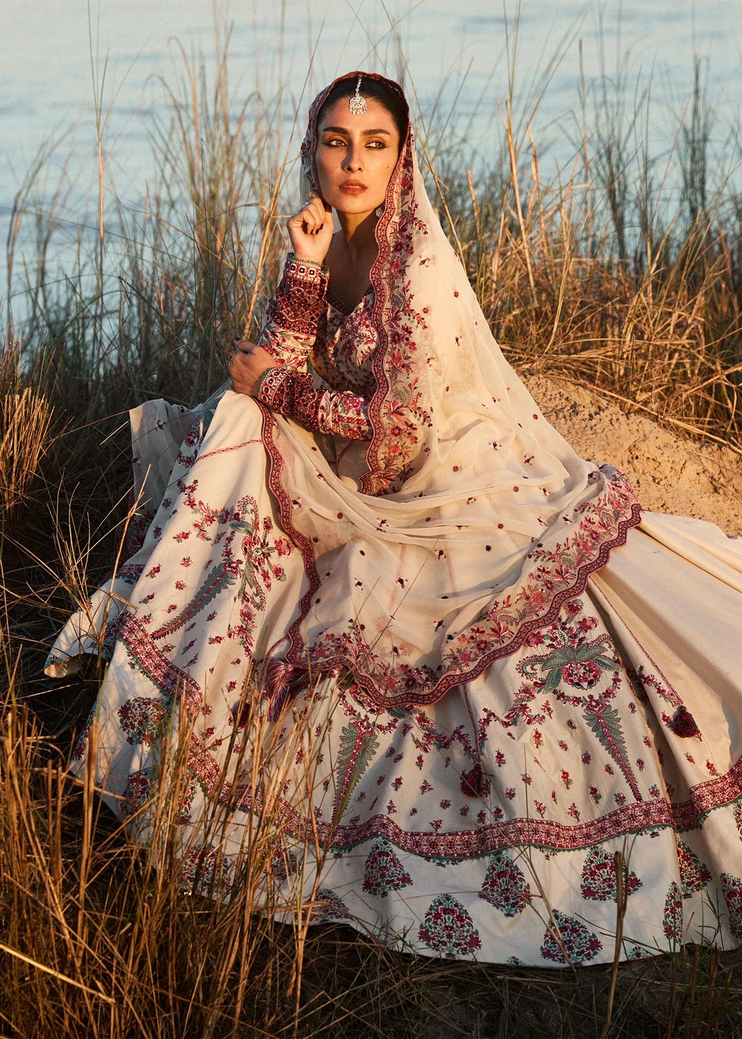 Hussain Rehar Surkh Eid Pret '25 - Naqsh