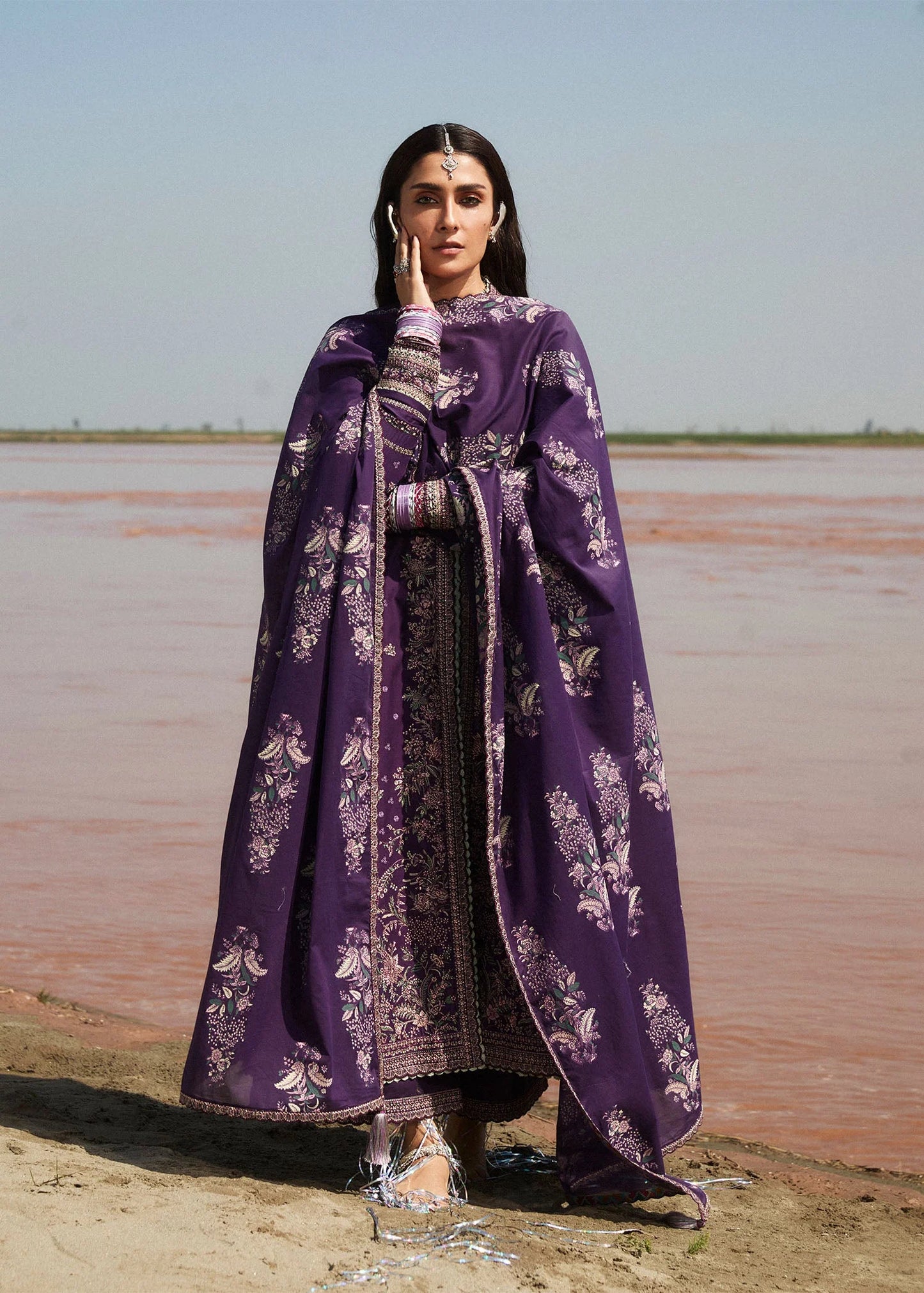 Hussain Rehar Surkh Eid Pret '25 - Gulistaan