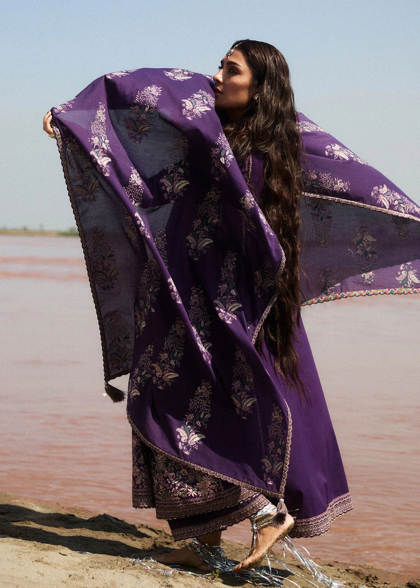 Hussain Rehar Surkh Eid Pret '25 - Gulistaan