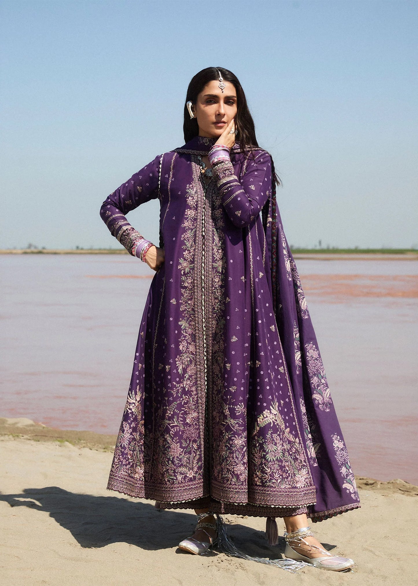 Hussain Rehar Surkh Eid Pret '25 - Gulistaan