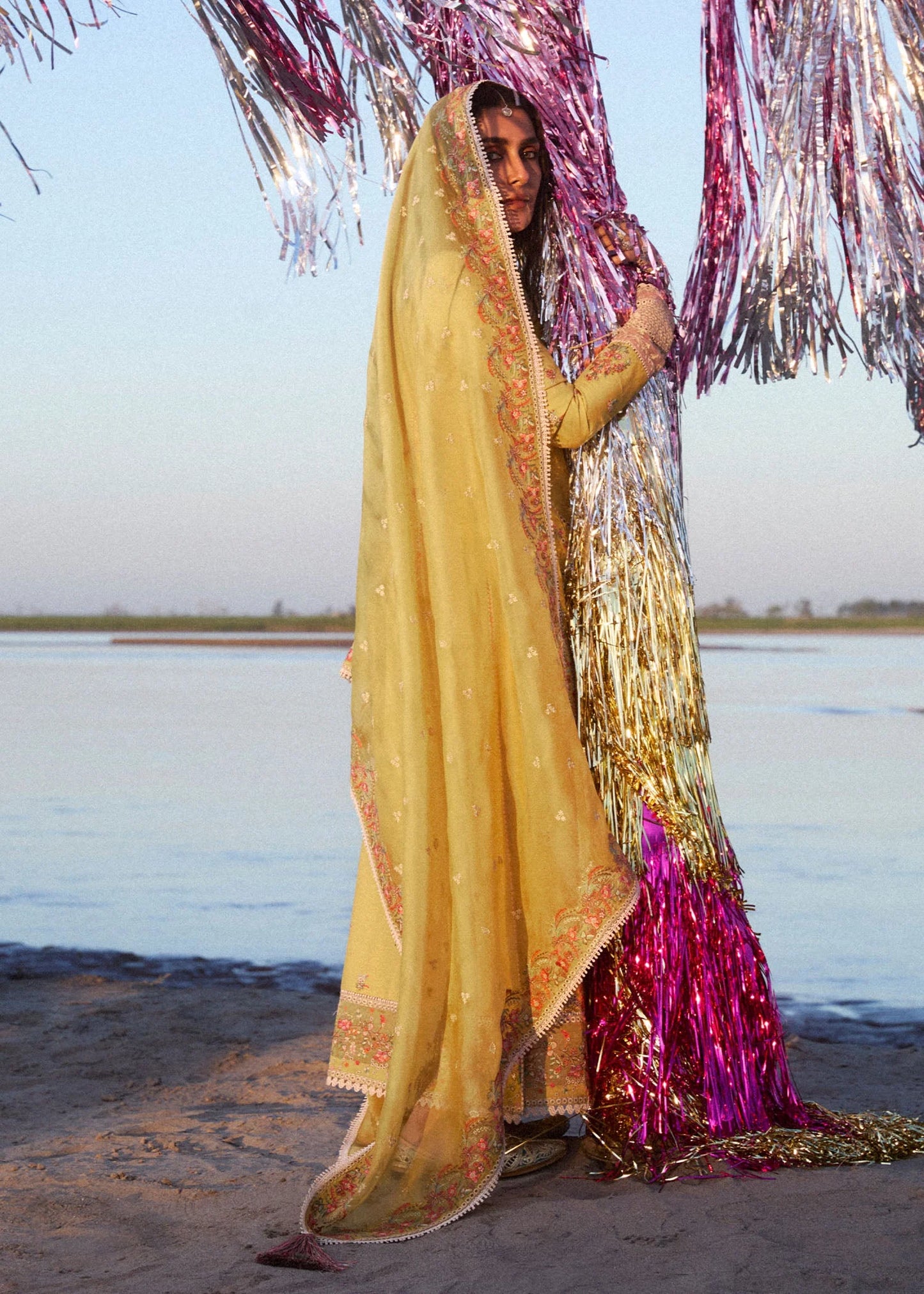 Hussain Rehar Surkh Eid Pret '25 - Soana