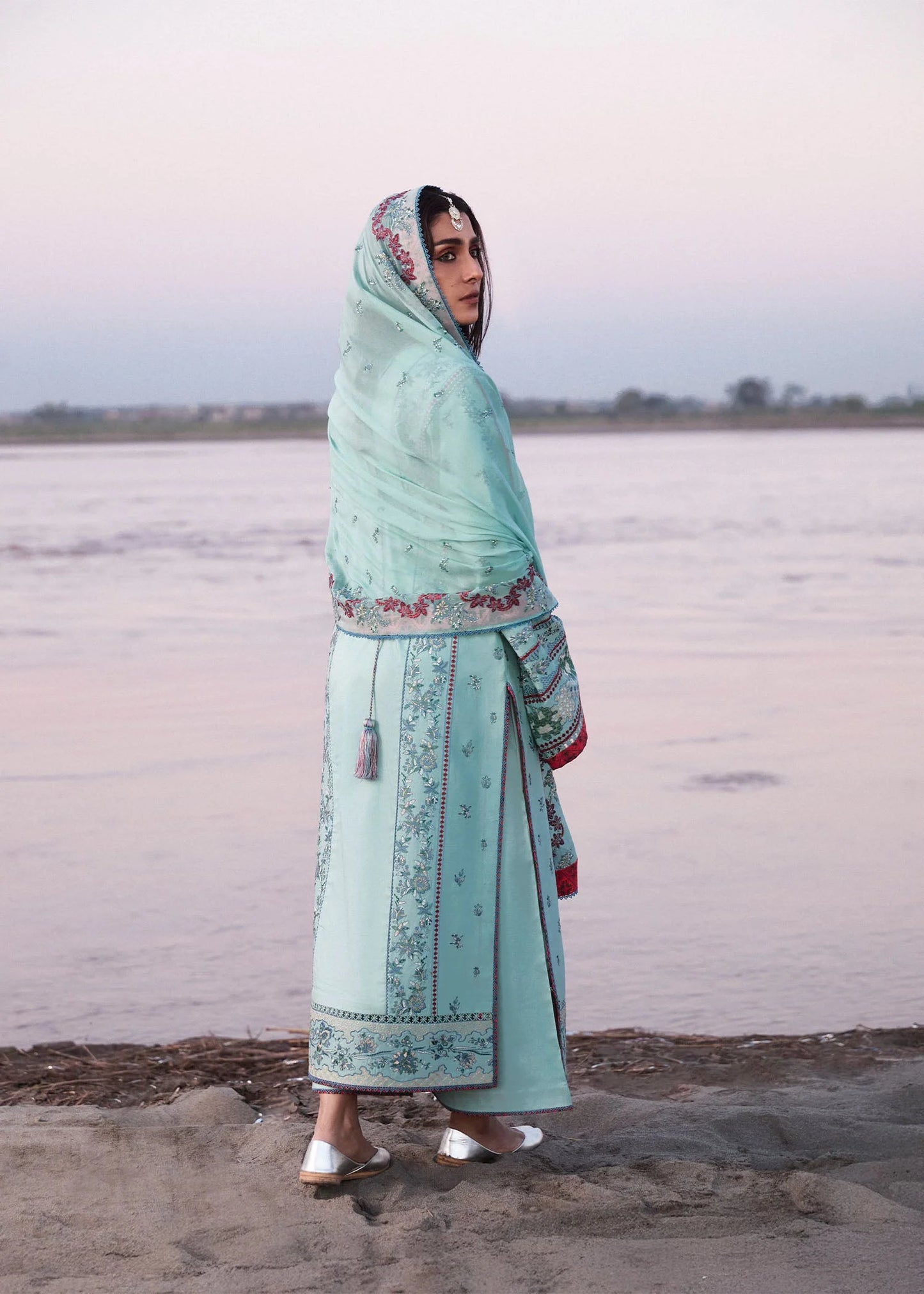 Hussain Rehar Surkh Eid Pret '25 - Aina