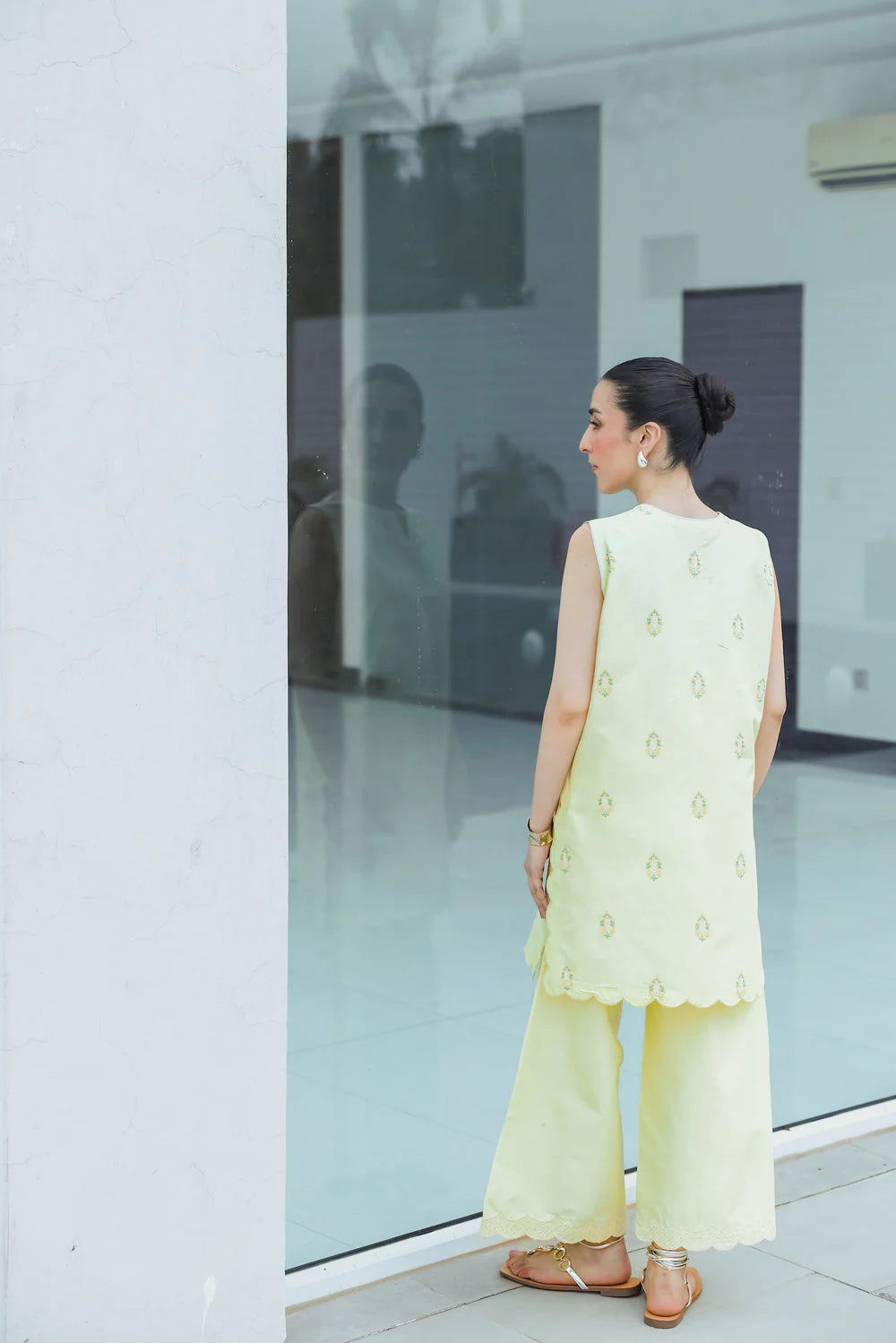 Zaib Staycation '25 - LIME YELLOW LUXURY EMBROIDERED 2PCS SET (NPA2-25304)
