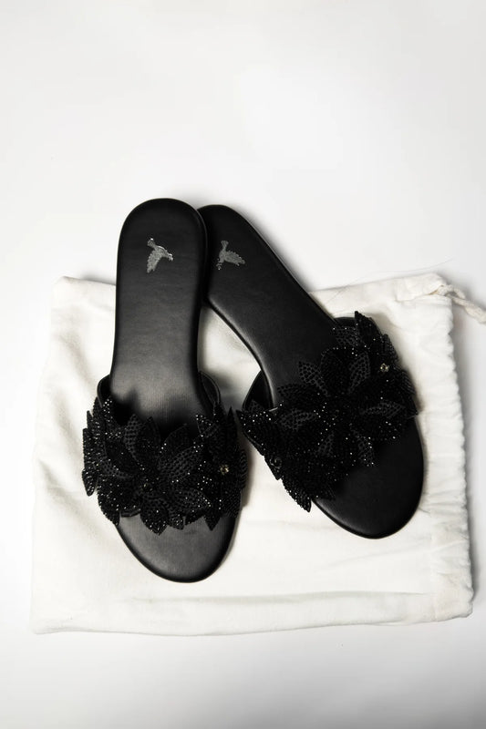 NOIR SLIP-ON FLAT (ZBN-25002)