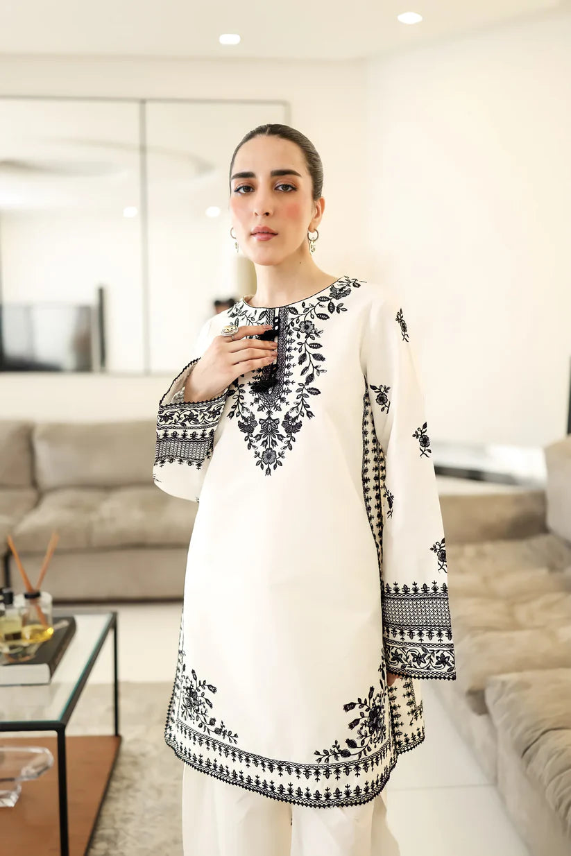 Zaib Staycation '25 - Off-White & Black Luxury Embroidered Farshi Set (NPA2-25302)