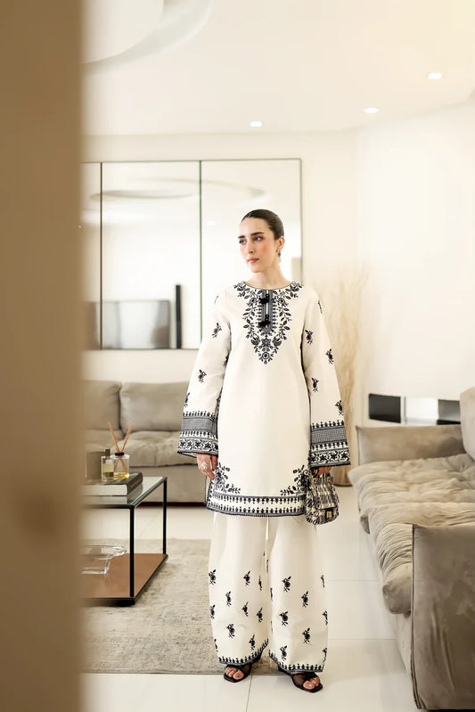 Zaib Staycation '25 - Off-White & Black Luxury Embroidered Farshi Set (NPA2-25302)