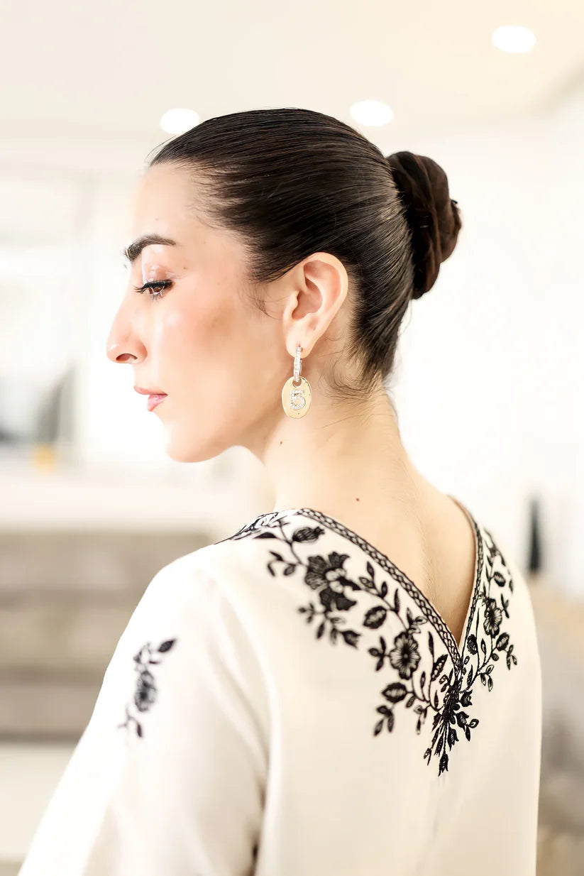 Zaib Staycation '25 - Off-White & Black Luxury Embroidered Farshi Set (NPA2-25302)
