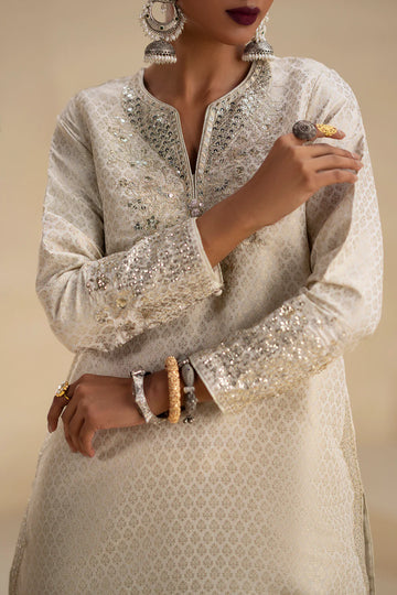 Ethnc Boutique Collection AW '25 Drop II - EMBROIDERED SUIT | E0904/104/006