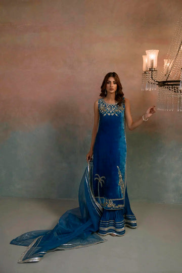 Ayesha Somaya Velvet '25 - Dusky Dream