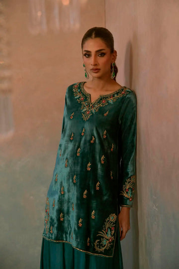 Ayesha Somaya Velvet '25 - Golden Haze