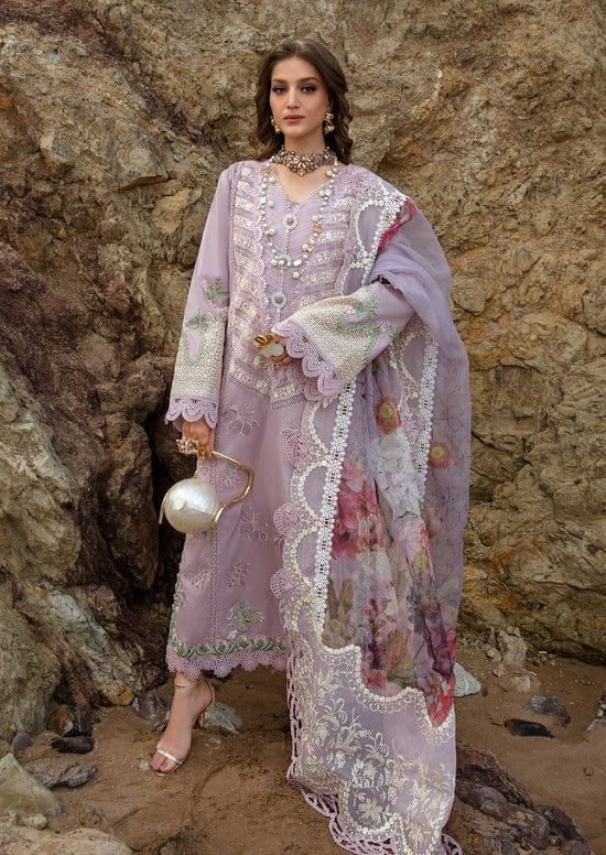 Crimson by saira shakira 24 |  3 B