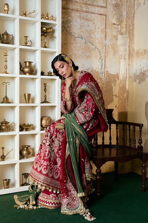 AFSANAE | FREESHIA WEDDING UNSTITCHED | SUFFUSE